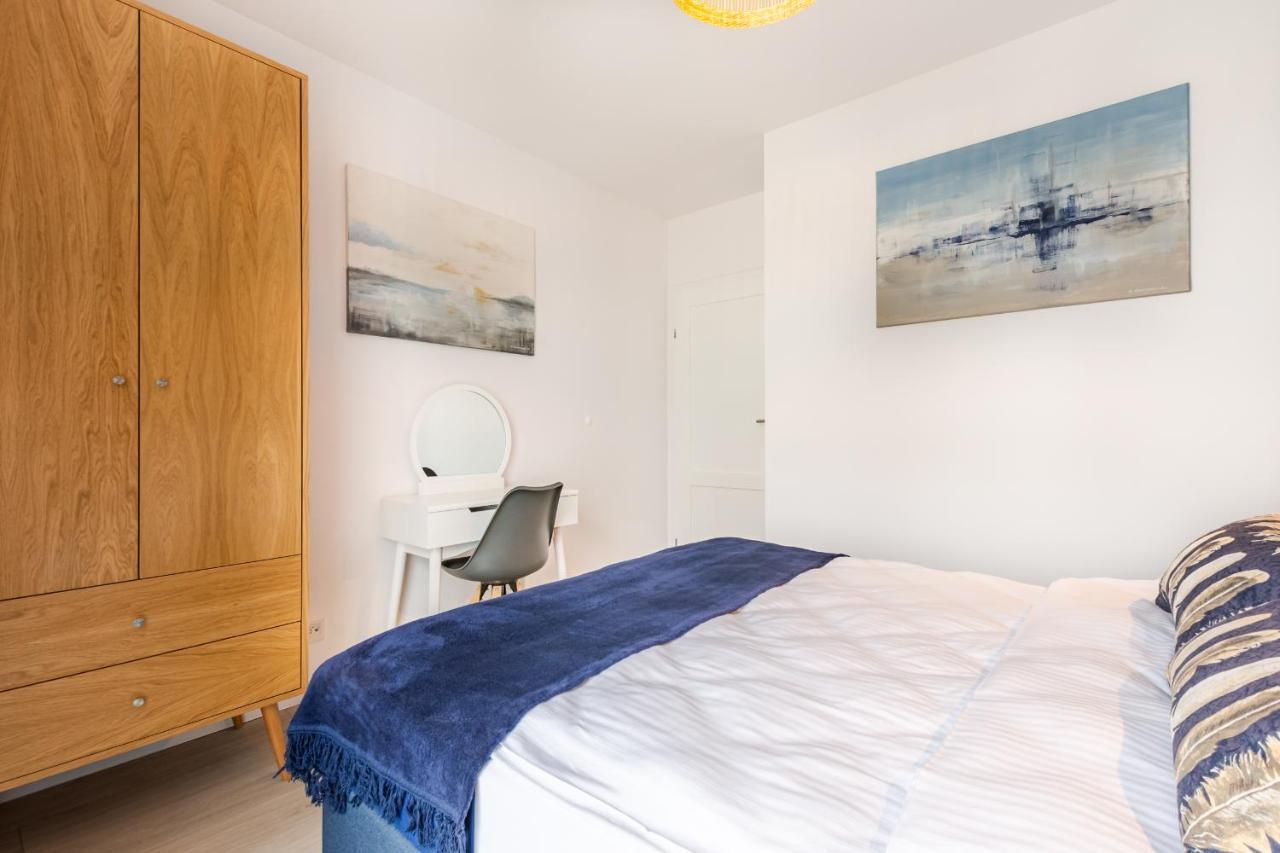 Apartament Blue Door Marina Gdansk Apartment Ngoại thất bức ảnh